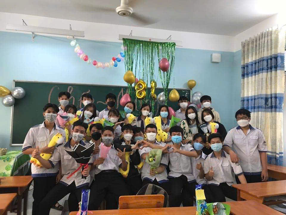 Ngày 8/3 cùng lớp