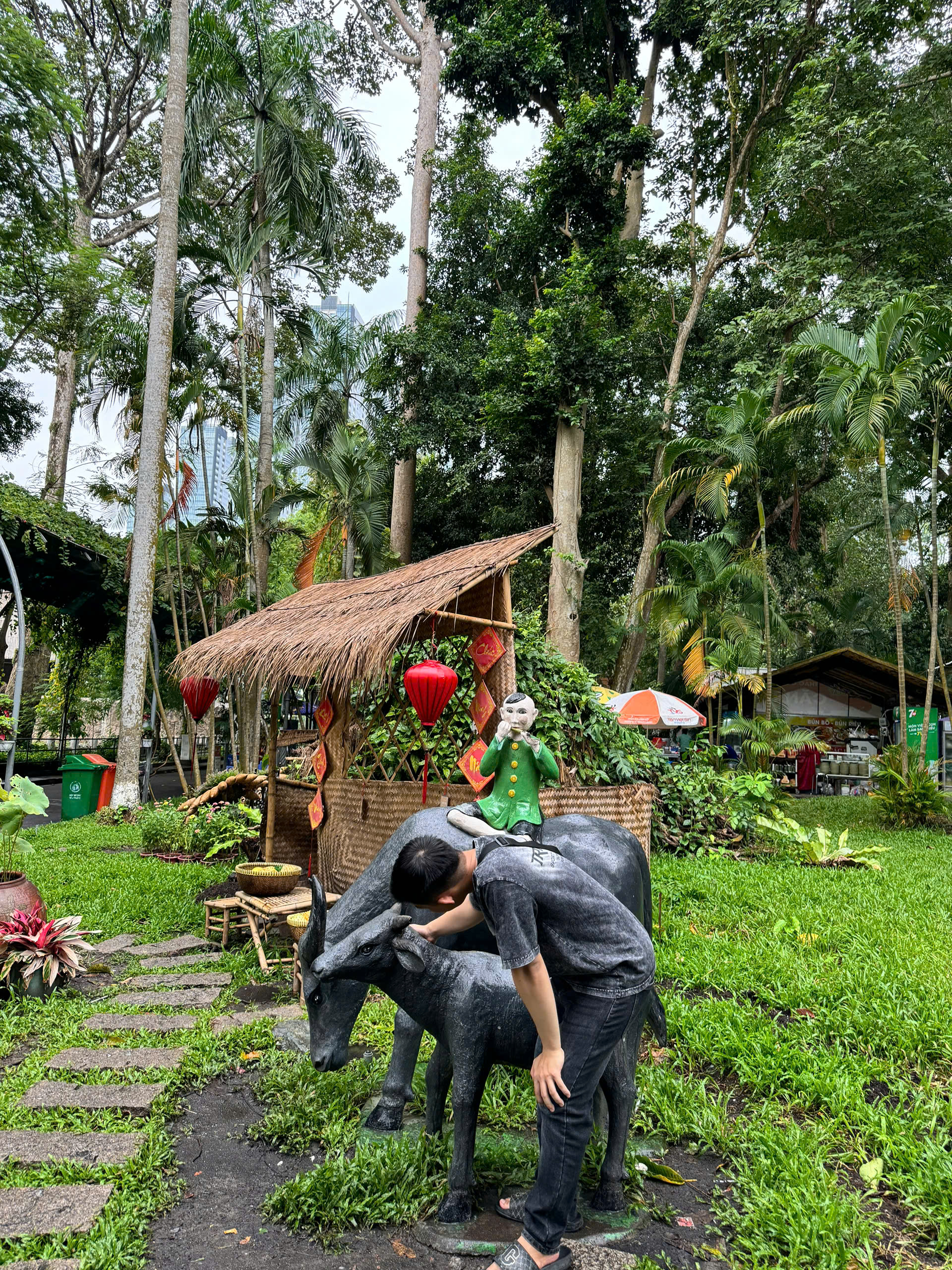 Meme với tượng trâu
