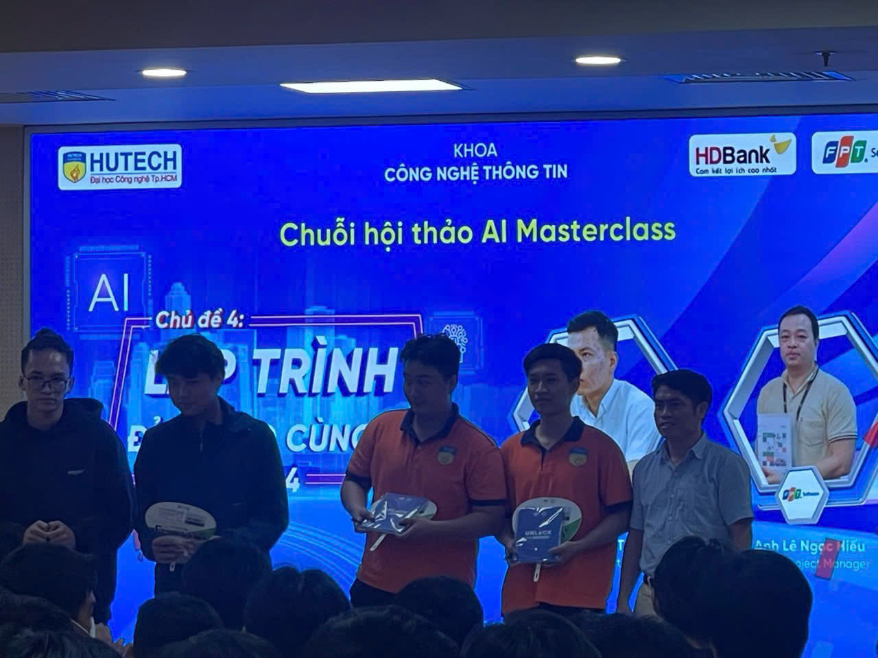 Được trao giải thưởng